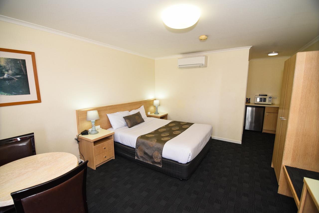 Sandown Heritage Motel Noble Park Eksteriør billede