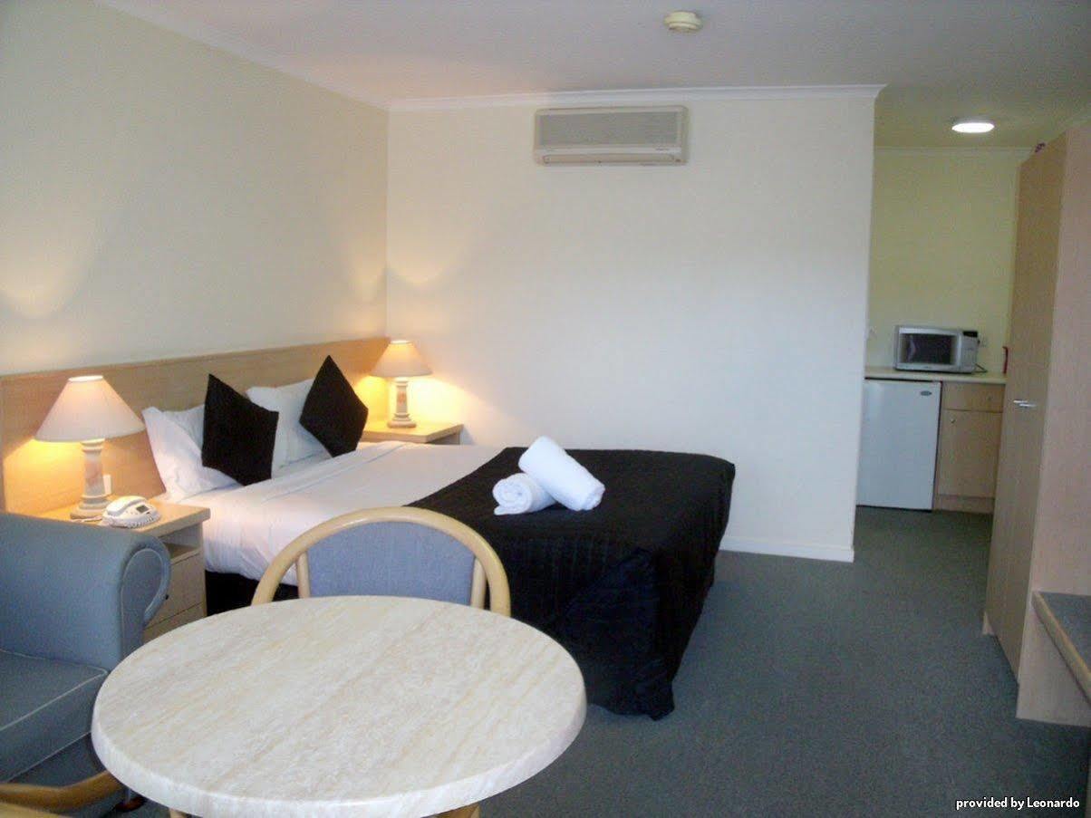 Sandown Heritage Motel Noble Park Eksteriør billede