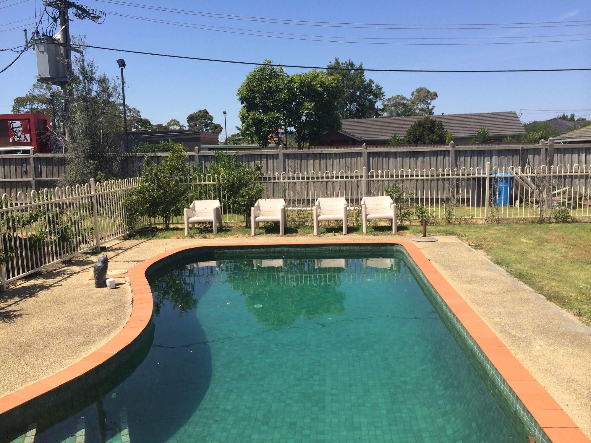 Sandown Heritage Motel Noble Park Eksteriør billede